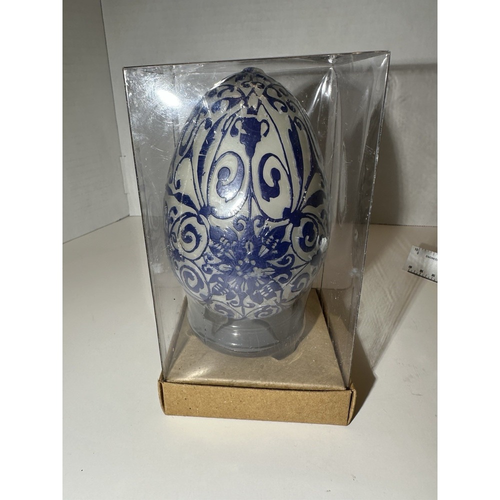Bombay Egg Shaped Candle with Stand Blue and White